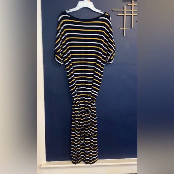 Banana Republic SZ Medium - Picture 2 of 3